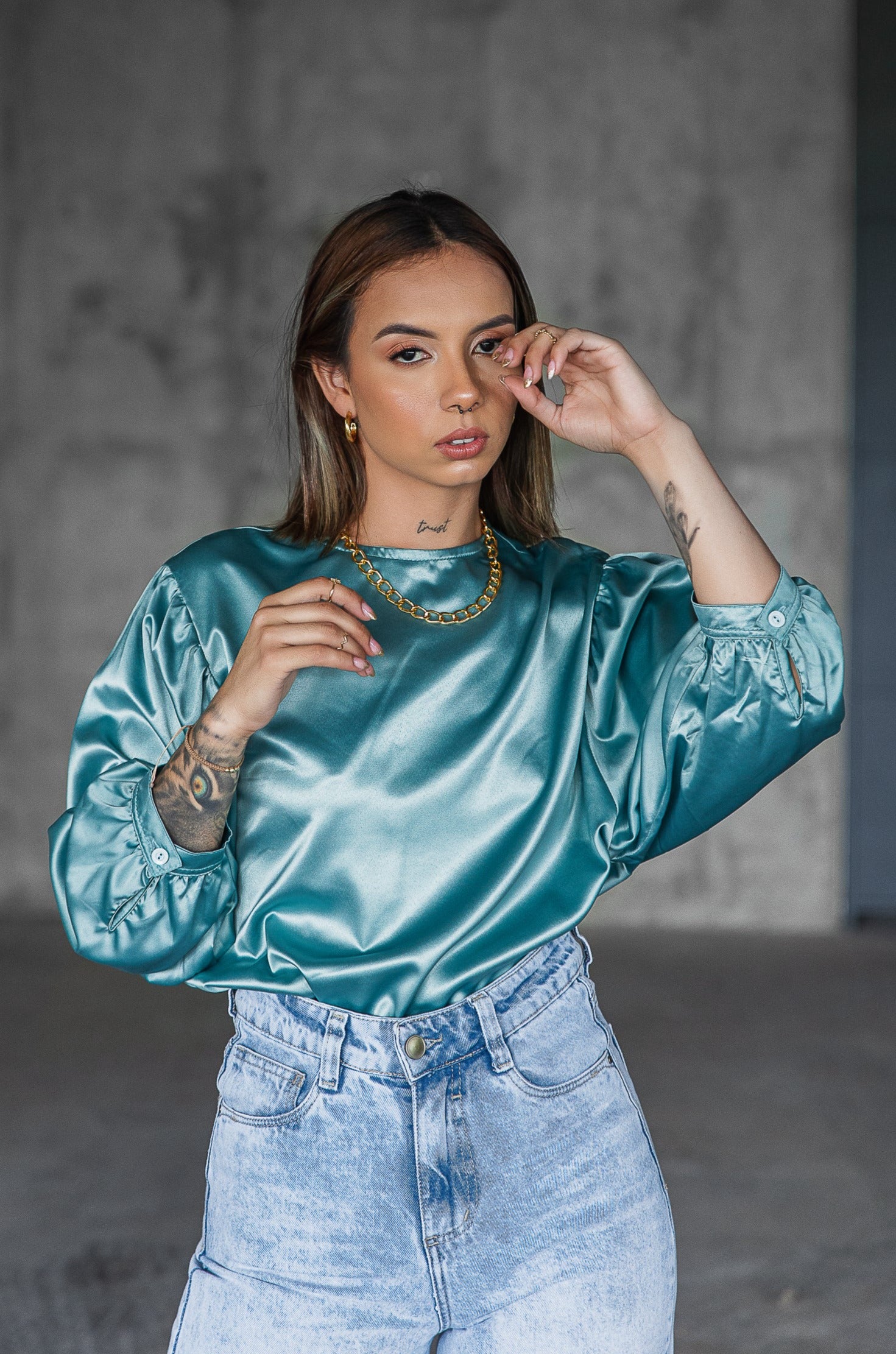 Satin blusa discount