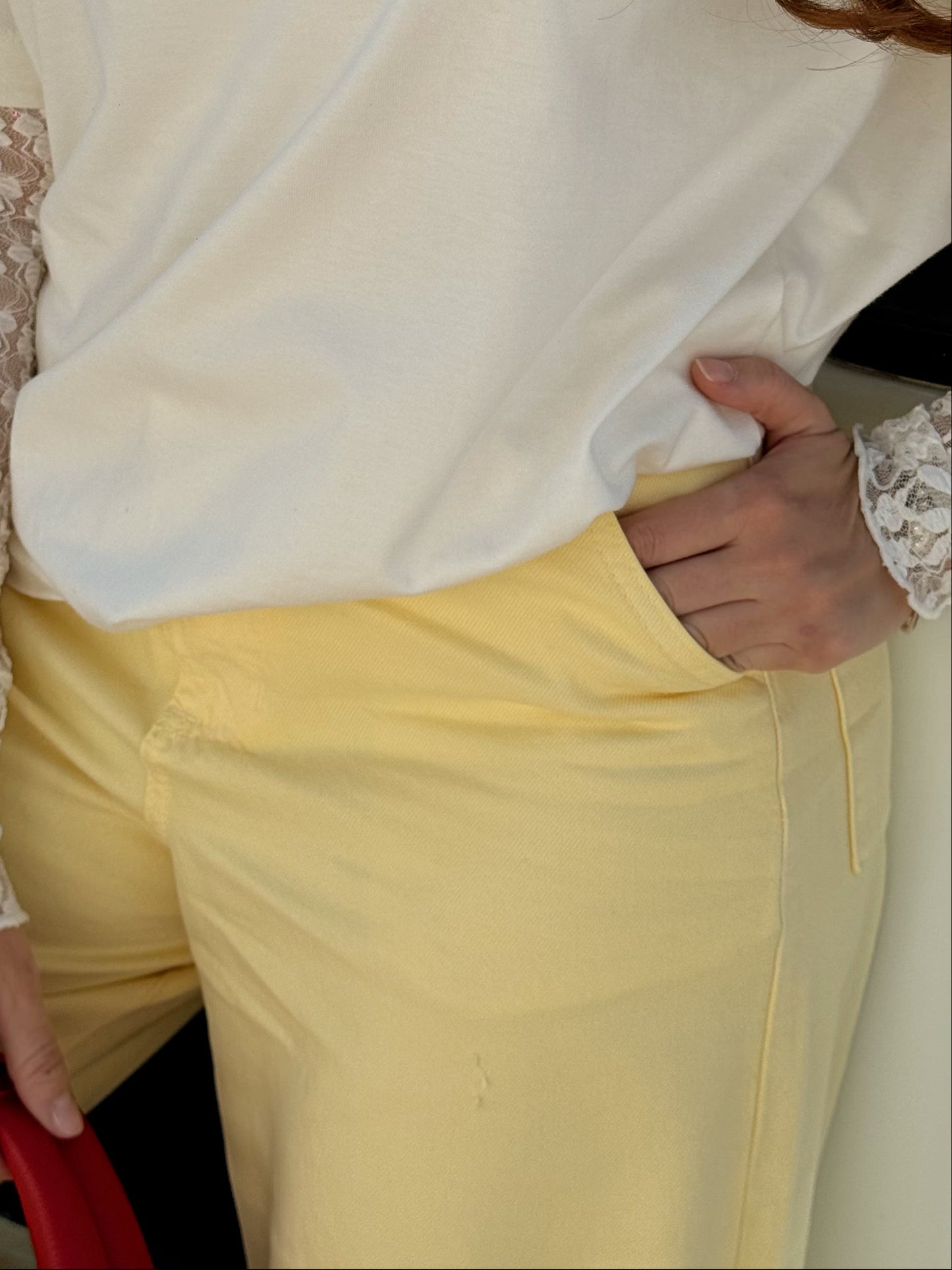 JEAN FLARE AMARILLO